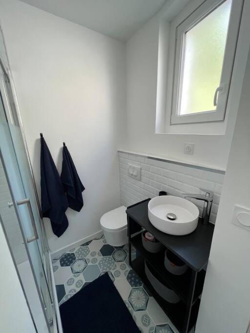 Magnifique Appartement Familiale 6 Personnes 3 Chambres Et 3 Salles De Bain En Hyper Centre Avec Rue Pietonne Parking 20M Troyes Extérieur photo